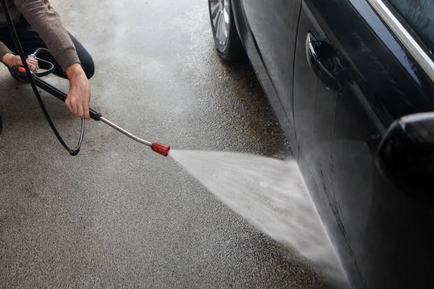 Best Commercial Pressure Washing  in North Browning, MT
